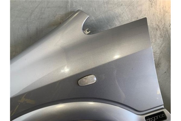 Recambio de aleta delantero izquierda para opel zafira a 2.0 dti 16v referencia OEM IAM 1101030 1106016 