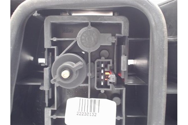 Recambio de piloto trasero izquierdo para citroen xantia berlina referencia OEM IAM 22230132  