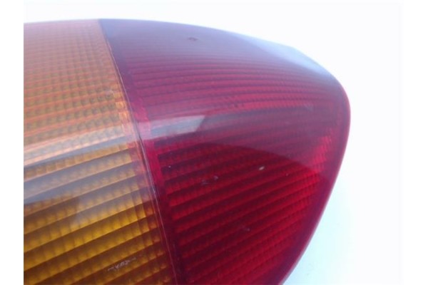 Recambio de piloto trasero derecho para mitsubishi space star (dg0) referencia OEM IAM MR586014  