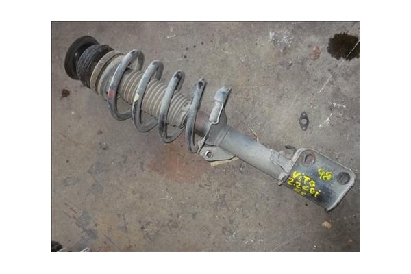Recambio de amortiguador delantero izquierdo para mercedes-benz vito marco polo (638) 2.2 108 cdi referencia OEM IAM A6383200713