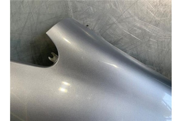 Recambio de aleta delantero derecha para opel zafira a 2.0 dti 16v referencia OEM IAM 1102028 1106015 