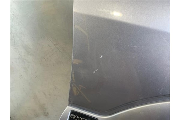 Recambio de aleta delantero derecha para opel zafira a 2.0 dti 16v referencia OEM IAM 1102028 1106015 