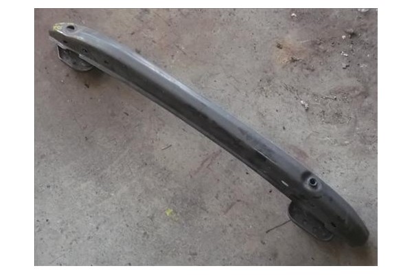 Recambio de refuerzo paragolpes para citroen c4 berlina 1.4 16v referencia OEM IAM   