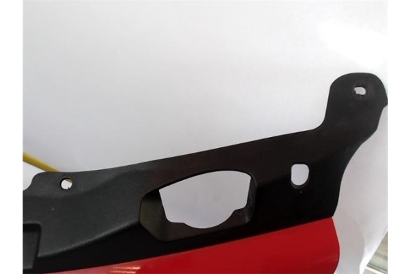 Recambio de rejilla capo para opel astra h berlina 1.7 cdti referencia OEM IAM 13241967  