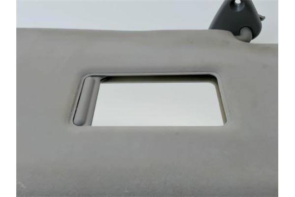 Recambio de parasol derecho para mitsubishi space wagon (n80/n90) 2.4 referencia OEM IAM MR996964HA MR628975 