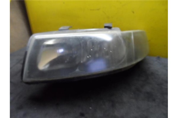 Recambio de faro delantero izquierdo para seat leon (1m1) 1.9 tdi referencia OEM IAM 1M1941015  