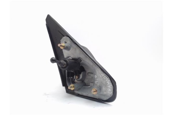Recambio de retrovisor izquierdo para renault 19 txe referencia OEM IAM 7700785786  