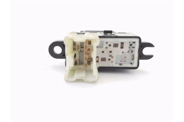 Recambio de mando elevalunas delantero derecho para nissan micra (k12e) 1.2 16v referencia OEM IAM 25411AX610  