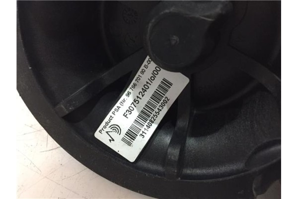 Recambio de amortiguador trasero derecho para citroen c4 grand picasso 1.6 exclusive referencia OEM IAM   