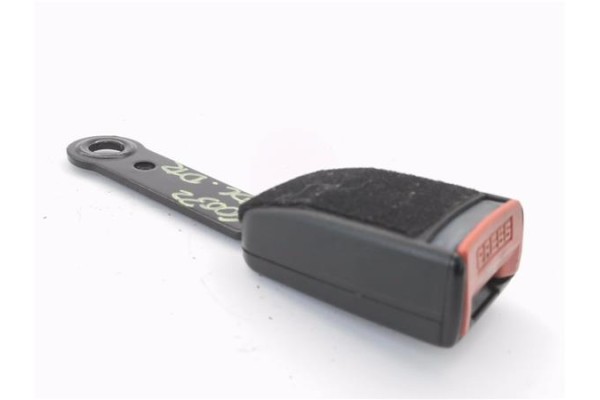 Recambio de anclaje cinturon delantero derecho para peugeot 206 1.9 d referencia OEM IAM 8973L3 599CB 