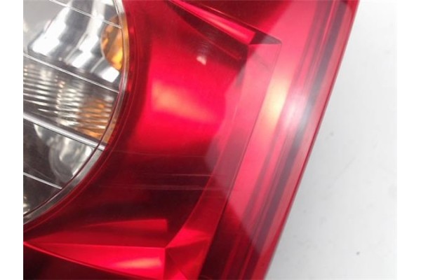 Recambio de piloto trasero derecho para renault clio ii fase ii (b/cb0) 1.5 campus referencia OEM IAM   