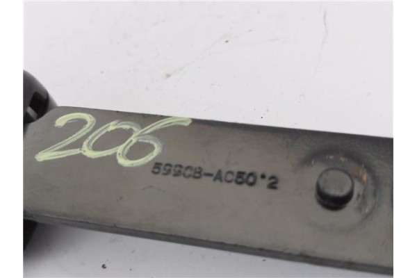Recambio de anclaje cinturon delantero derecho para peugeot 206 1.9 d referencia OEM IAM 8973L3 599CB 
