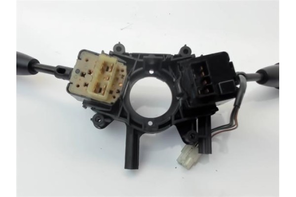 Recambio de mando intermitencia para daewoo kalos 1.4 sport referencia OEM IAM 25560AX792  