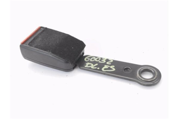 Recambio de anclaje cinturon delantero izquierdo para peugeot 206 1.9 d referencia OEM IAM 8973L3 599CB 