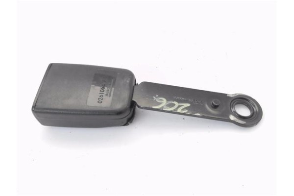 Recambio de anclaje cinturon delantero izquierdo para peugeot 206 1.9 d referencia OEM IAM 8973L3 599CB 