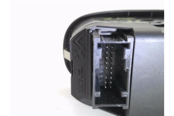Recambio de mando elevalunas delantero izquierdo para peugeot 206 1.9 d referencia OEM IAM 6554WA  