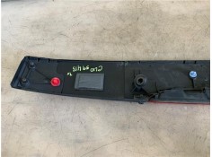 Recambio de aleron trasero para renault clio ii (xbo) 1.5d dci 65cv referencia OEM IAM 7701410747  