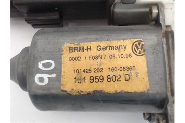Recambio de motor elevalunas delantero derecho para volkswagen golf iv berlina (1j1) referencia OEM IAM (1J1959802D)  