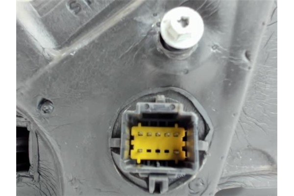 Recambio de retrovisor electrico derecho para renault megane ii berlina 5p referencia OEM IAM   