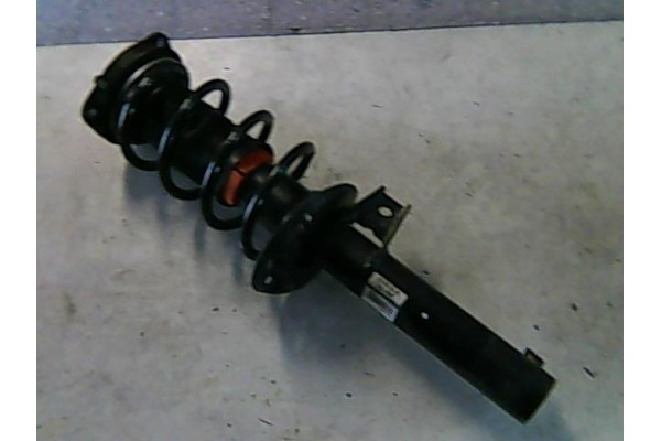 Recambio de amortiguador delantero derecho para seat leon (1p1) 1.4 tsi referencia OEM IAM 1T0413031HE 824904004440 