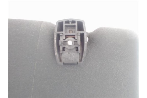 Recambio de parasol izquierdo para bmw serie 1 berlina (e81/e87) 2.0 120d referencia OEM IAM 51167252503  