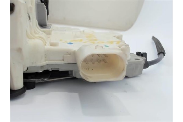 Recambio de cerradura puerta delantero derecha para seat leon (1p1) 1.9 tdi referencia OEM IAM 1P1837016  
