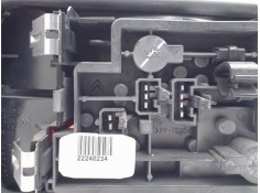 Recambio de piloto marcha atras para citroen xantia berlina referencia OEM IAM 22240134  