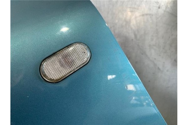 Recambio de aleta delantero izquierda para renault clio ii fase ii (b/cb0) 1.2 campus referencia OEM IAM 7701473448  