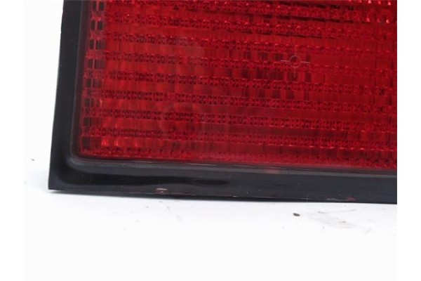 Recambio de piloto marcha atras para citroen xantia berlina referencia OEM IAM 22240134  
