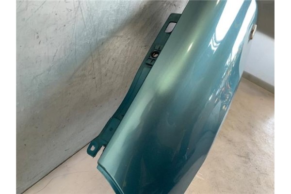 Recambio de aleta delantero izquierda para renault clio ii fase ii (b/cb0) 1.2 campus referencia OEM IAM 7701473448  