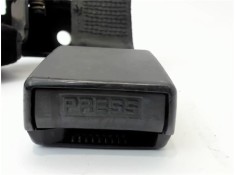 Recambio de anclaje cinturon trasero central para renault laguna ii grandtour (kg0) 1.9 dci (kg0g) referencia OEM IAM 8200325246