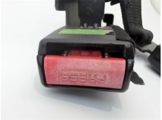 Recambio de anclaje cinturon trasero central para renault laguna ii grandtour (kg0) 1.9 dci (kg0g) referencia OEM IAM 8200325246