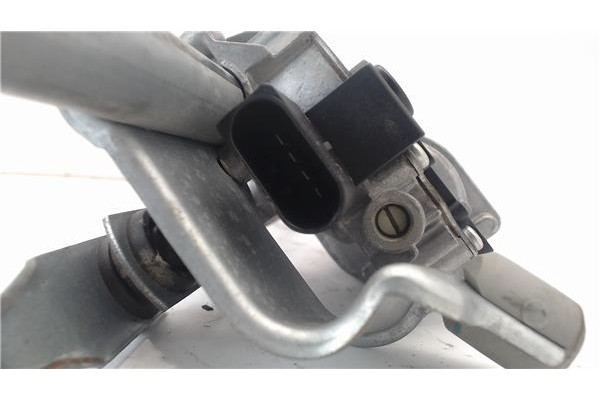 Recambio de motor limpiaparabrisas delantero para bmw serie 1 berlina (e81/e87) 2.0 120d referencia OEM IAM 719313601  