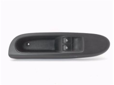 Recambio de mando elevalunas delantero izquierdo para renault clio ii fase ii (b/cb0) 1.2 campus referencia OEM IAM 82000840030 