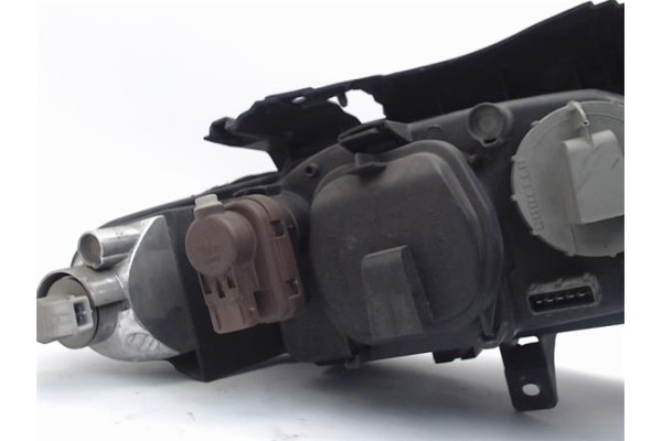 Recambio de faro delantero izquierdo para citroen xsara berlina referencia OEM IAM 6205X6  