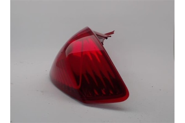 Recambio de piloto trasero derecho para opel corsa d referencia OEM IAM 13186351  