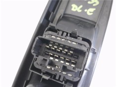 Recambio de mando elevalunas delantero izquierdo para renault clio ii fase ii (b/cb0) 1.2 campus referencia OEM IAM 82000840030 