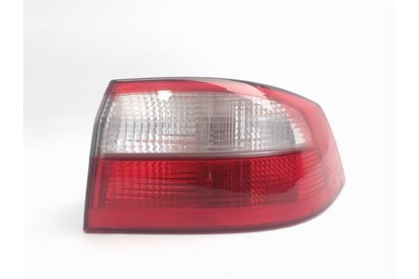 Recambio de piloto trasero derecho para renault laguna ii (bg0) referencia OEM IAM   