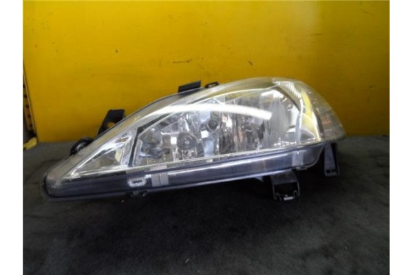 Recambio de faro delantero izquierdo para renault megane i fase 2 grandtour (ka...) 1.4 e referencia OEM IAM 7700427874D  