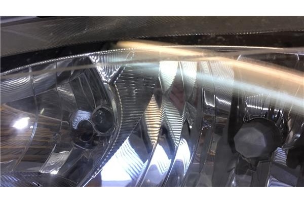 Recambio de faro delantero izquierdo para renault megane i fase 2 grandtour (ka...) 1.4 e referencia OEM IAM 7700427874D  