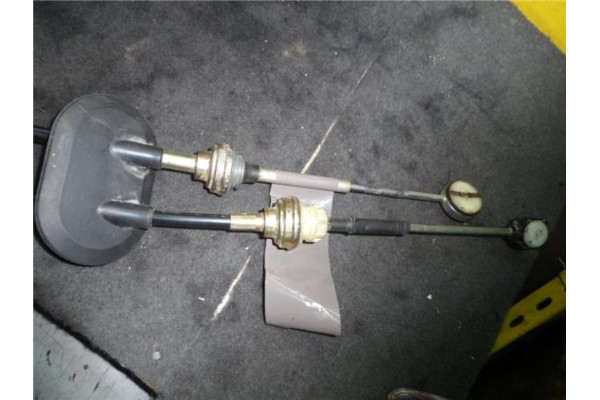 Recambio de varillas de cambio para nissan interstar (x70) 2.2 caja cerrada, l 2h2, batalla mediana 3,3t referencia OEM IAM   
