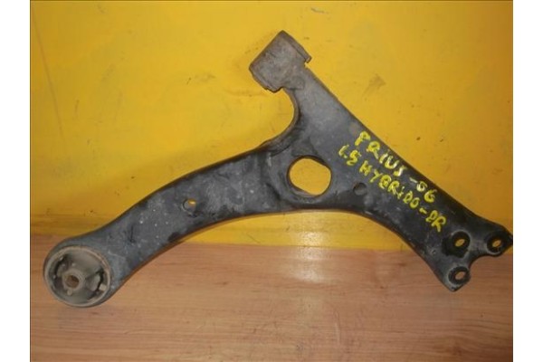 Recambio de brazo inferior delantero derecho para toyota prius (nhw20)(2004) 1.5 basis [1,5 ltr. - 57 kw cat] referencia OEM IAM