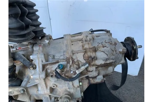 Recambio de caja cambios manual 4x4 para nissan patrol (k/w260) 2.8 td referencia OEM IAM 3200026J50  