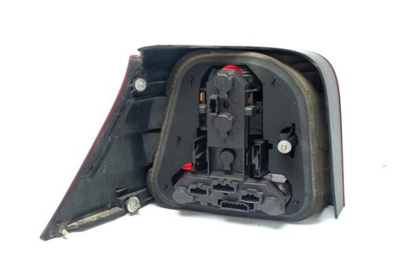 Recambio de piloto trasero derecho para volkswagen golf iv berlina (1j1) referencia OEM IAM 1J6945112S  1J6945096T , AUDI | 1J69