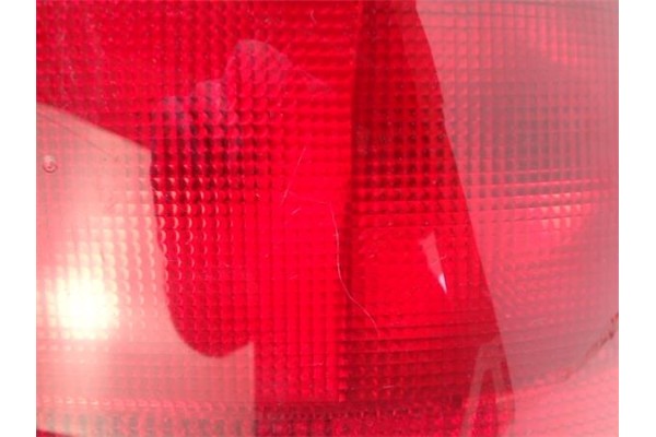 Recambio de piloto trasero derecho para renault megane i fase 2 berlina (ba0) referencia OEM IAM 7700428321 151642-00 