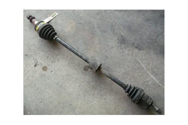 Recambio de palier delantero derecho para opel combo (corsa c) 1.3 cdti 16v referencia OEM IAM 24427064  