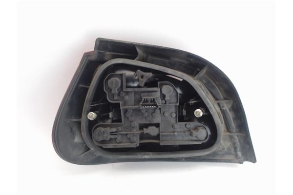 Recambio de piloto trasero derecho para renault megane i berl./ berl. con portón (ba0) referencia OEM IAM 7700428321  