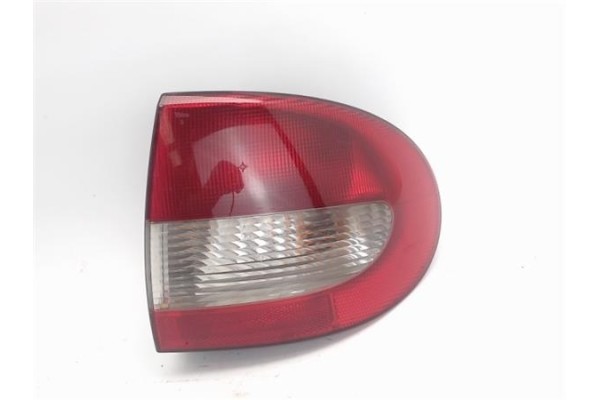 Recambio de piloto trasero derecho para renault megane ii classic berlina referencia OEM IAM   