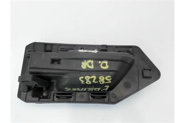 Recambio de manilla int. puerta delantero derecha para peugeot partner furgón (5) 1.9 d referencia OEM IAM 9621422877  