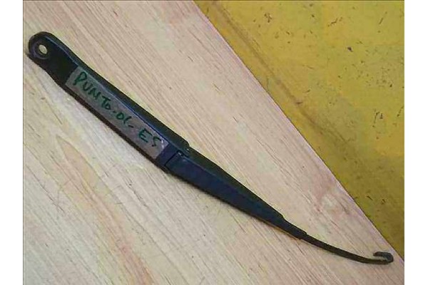 Recambio de brazo limpiaparabrisas delantero para fiat ii punto (188) berlina 1.9 jtd 80 (188.237, .257, .337, .357) referencia 